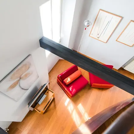 Apartment Antica Via Volta - The House Of Travelers Como