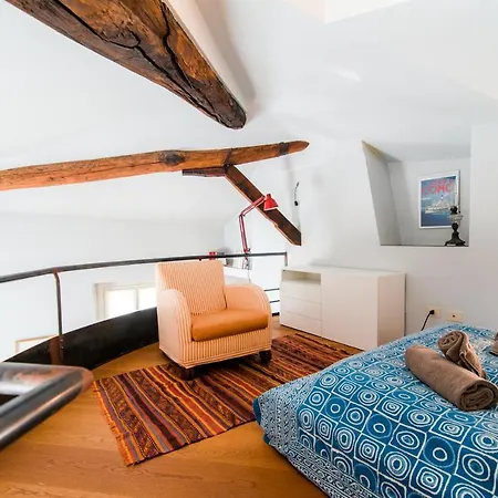 Antica Via Volta - The House Of Travelers Apartment Como