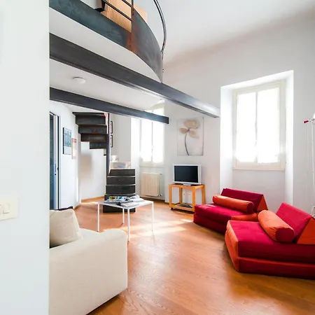 Antica Via Volta - The House Of Travelers Apartment Como
