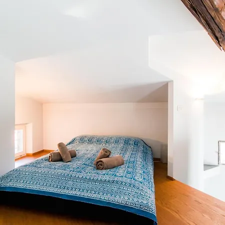 Antica Via Volta - The House Of Travelers Appartement